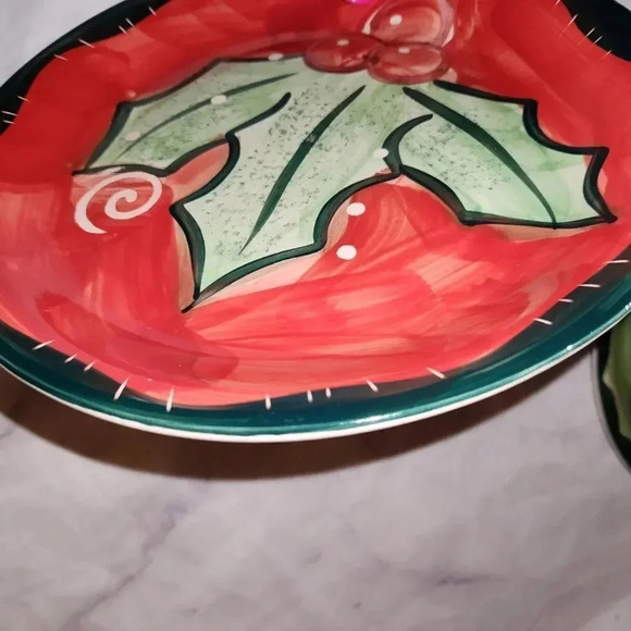 A pair‎ of Chritmas-holiday Ceramic Plates - Picture 4 of 11